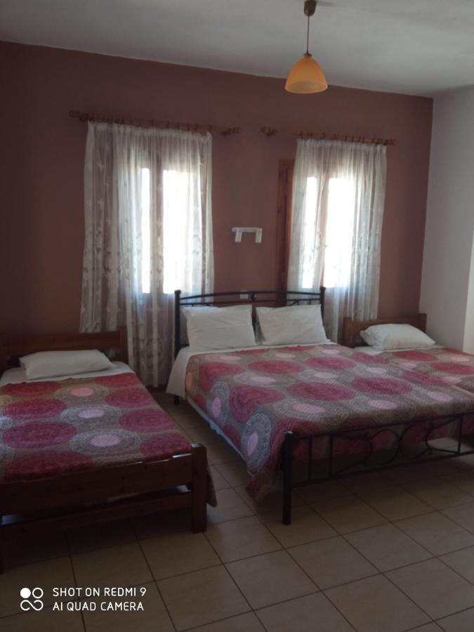 Maravelias Rooms Tríkeri Buitenkant foto