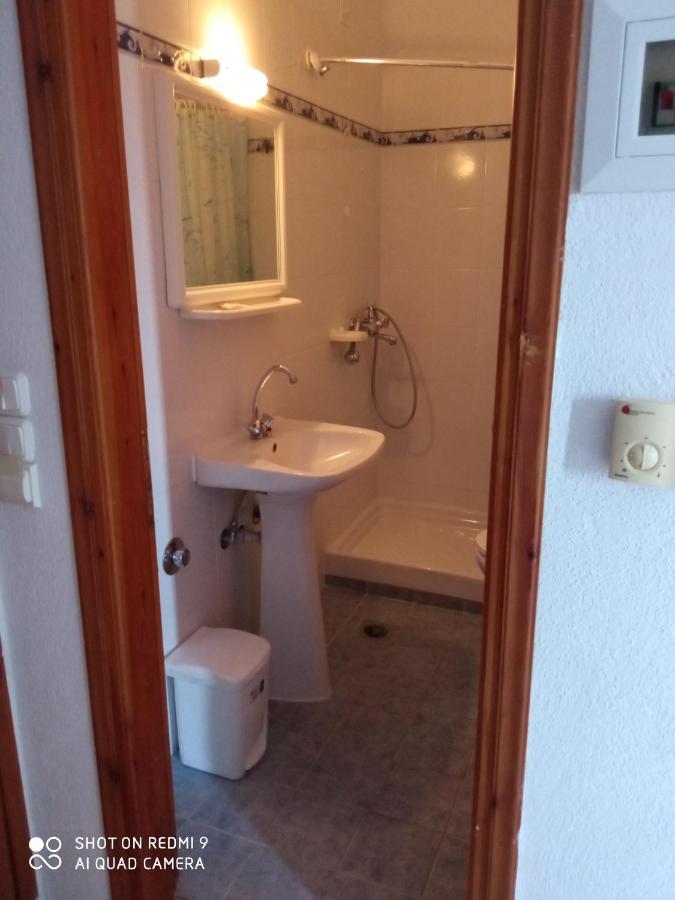 Maravelias Rooms Tríkeri Buitenkant foto